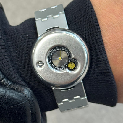 DSY/Original retro Y2K waterproof quartz watch, 2026 latest model, customization available.